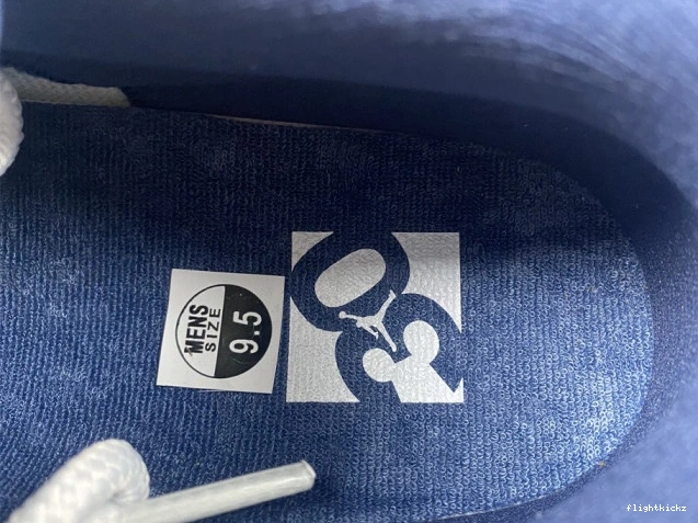 528895-007 11 Jordan Retro Air Georgetown Low 0809